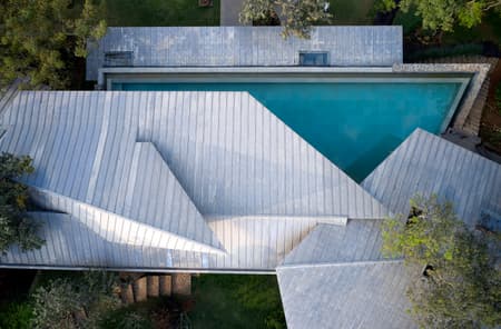 Lateral Verandah House